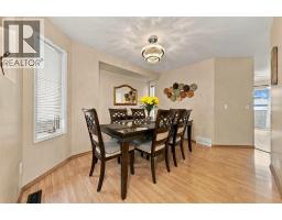 4pc Bathroom - 120 Millrise Close Sw, Calgary, AB T2Y2T3 Photo 6