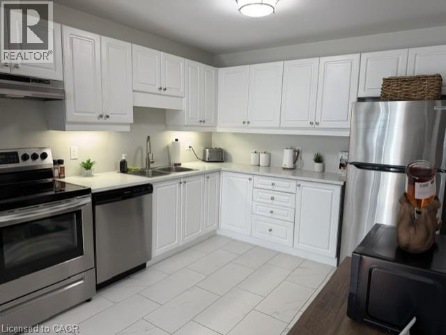 169 BISMARK Drive Unit# 16 — photo 3
