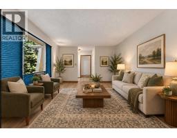 112 Queensland Place SE, Calgary — photo 5