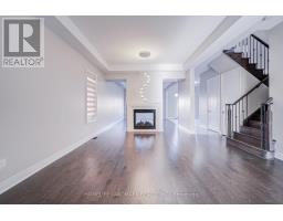 Kitchen - 7 Malaspina Close, Brampton, ON L6Y6E2 Photo 6