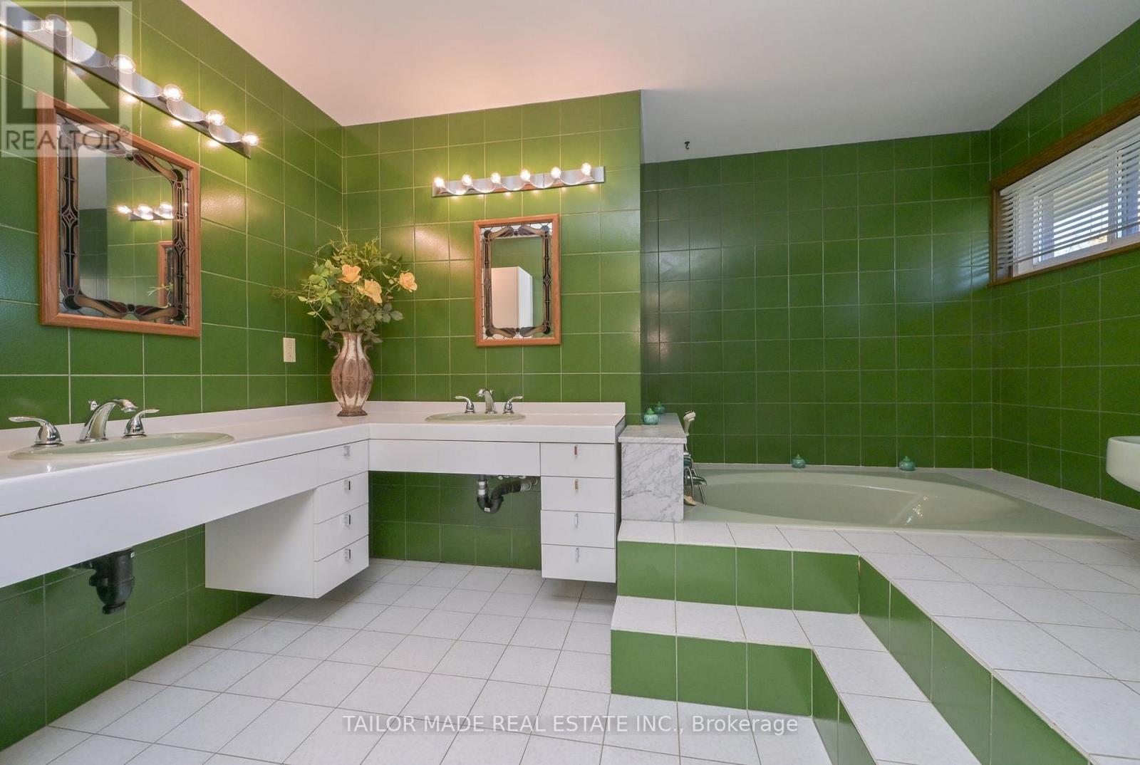 40 Walton Drive, Caledon, ON photo 27