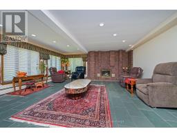 Primary Bedroom - 40 Walton Drive, Caledon, ON L7E0A1 Photo 16
