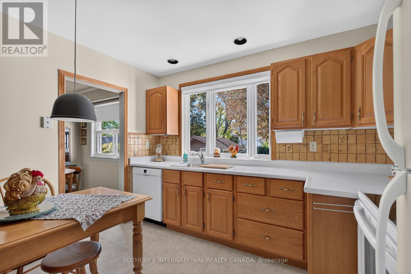 871 Mississauga Valley Boulevard, Mississauga, ON photo 5