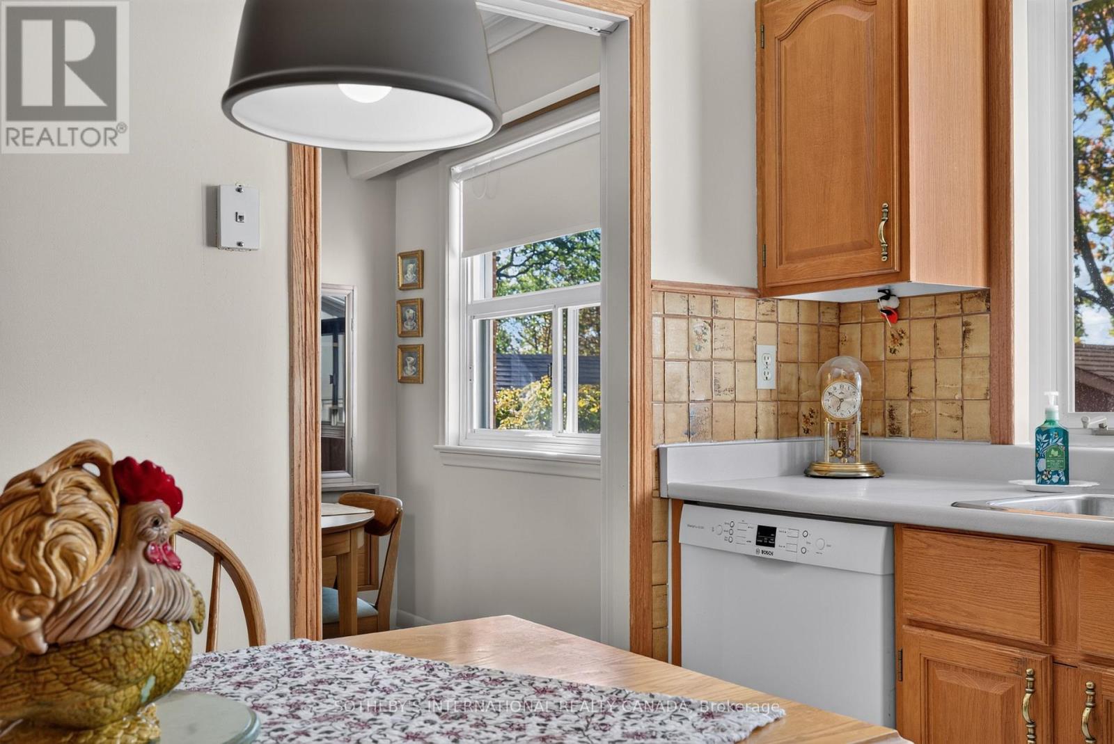 871 Mississauga Valley Boulevard, Mississauga, ON photo 8