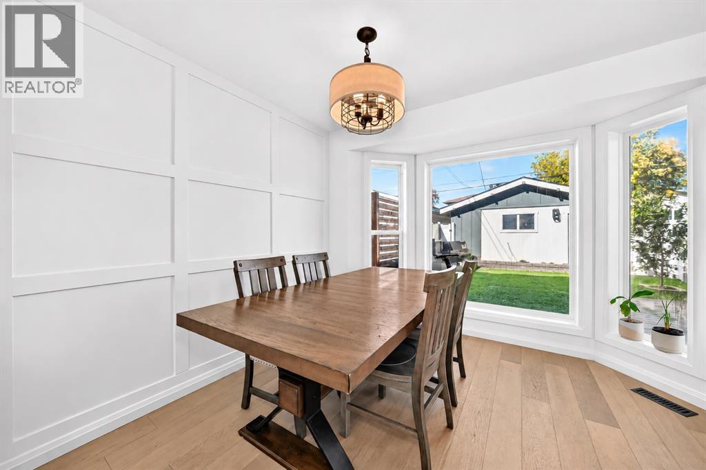430 56 Avenue SW, Calgary — photo 17