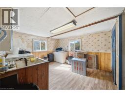 Foyer - 16 1/2 Terrace Hill Street, Brantford, ON N3R1E9 Photo 14