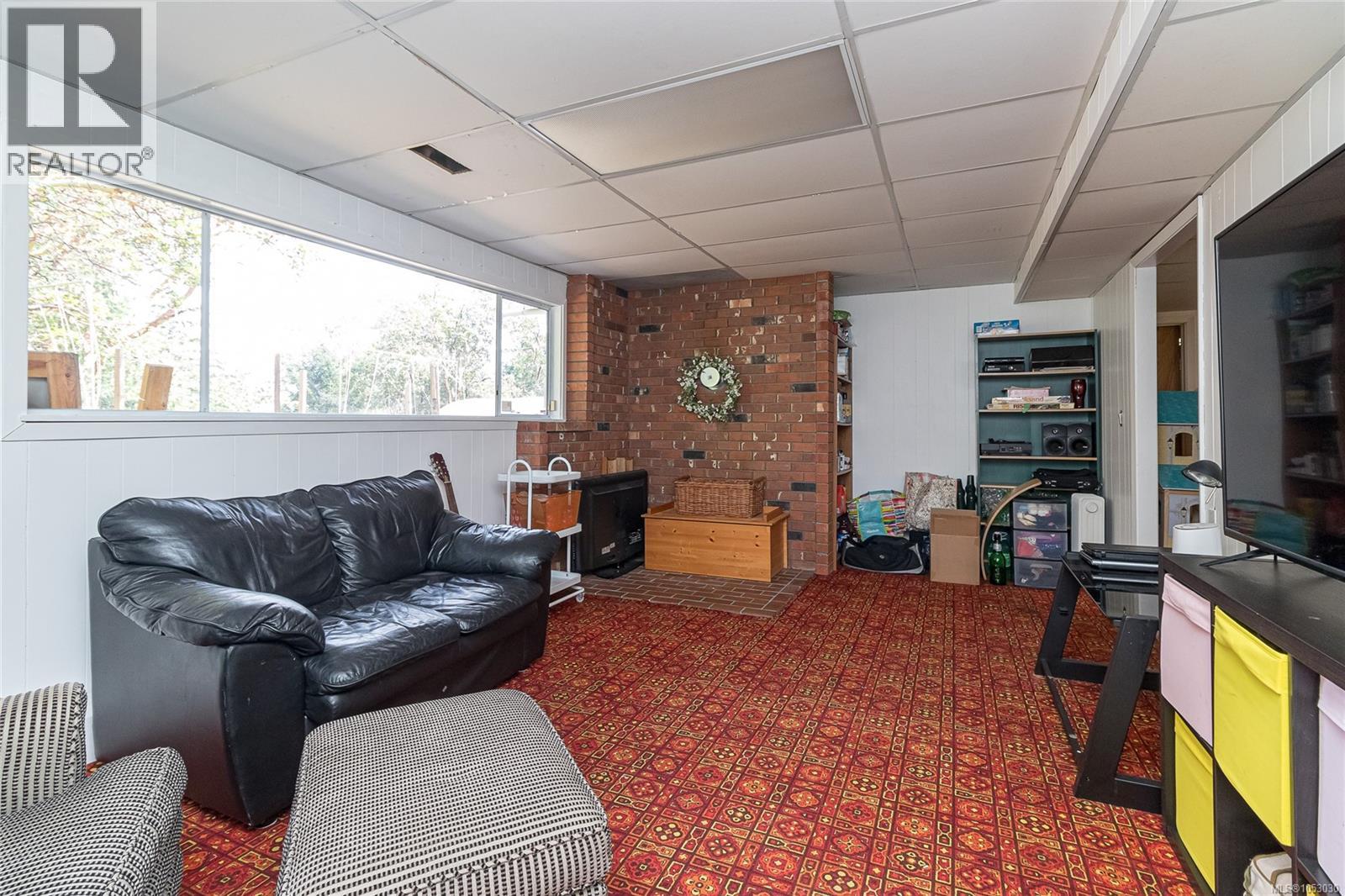  3330 Ravenwood Road, Colwood