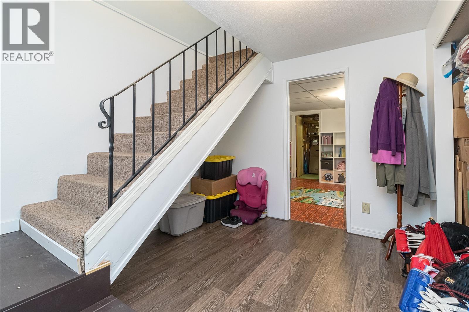  3330 Ravenwood Road, Colwood