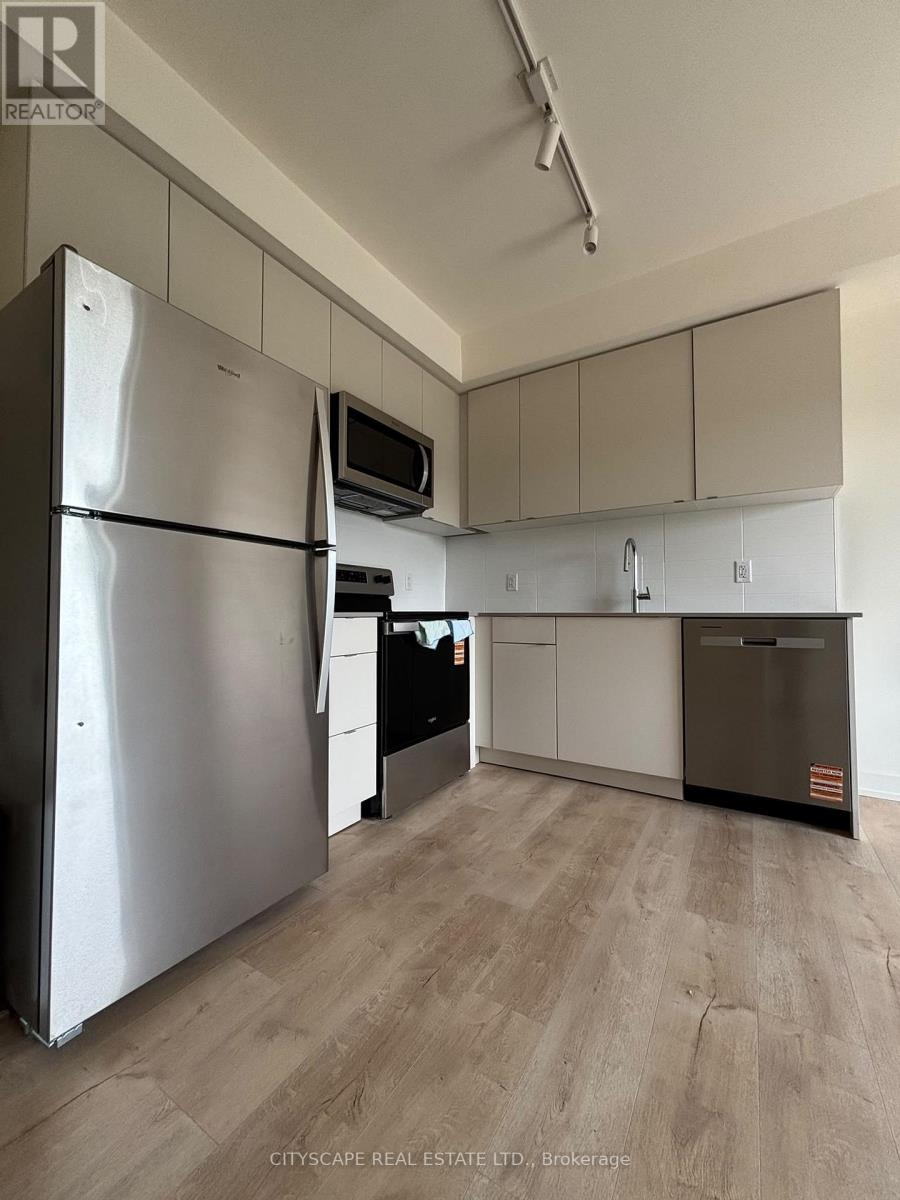 304A - 16 MELBOURNE AVENUE, St. Catharines (E. Chester) — photo 5