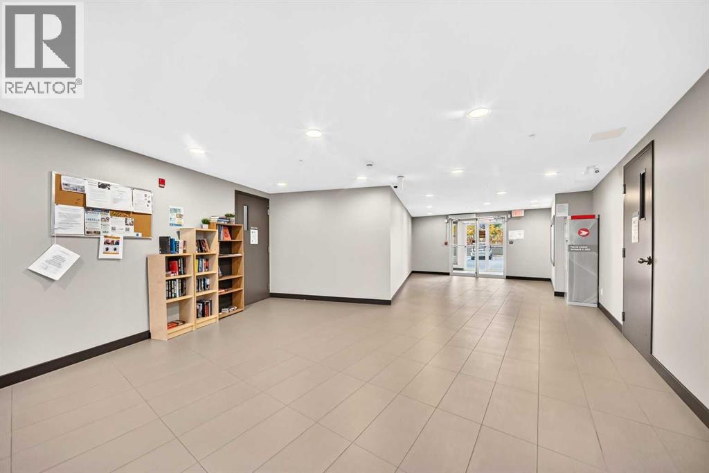 216, 45 Aspenmont Heights SW, Calgary — photo 36
