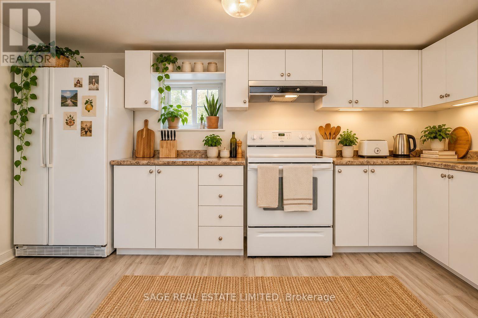 47 JONES AVENUE - 15