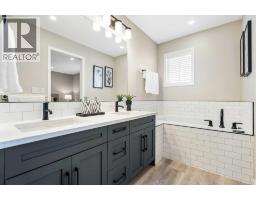 235 D'arcy Ranch Drive, Okotoks, AB T1S5T1 Photo 24