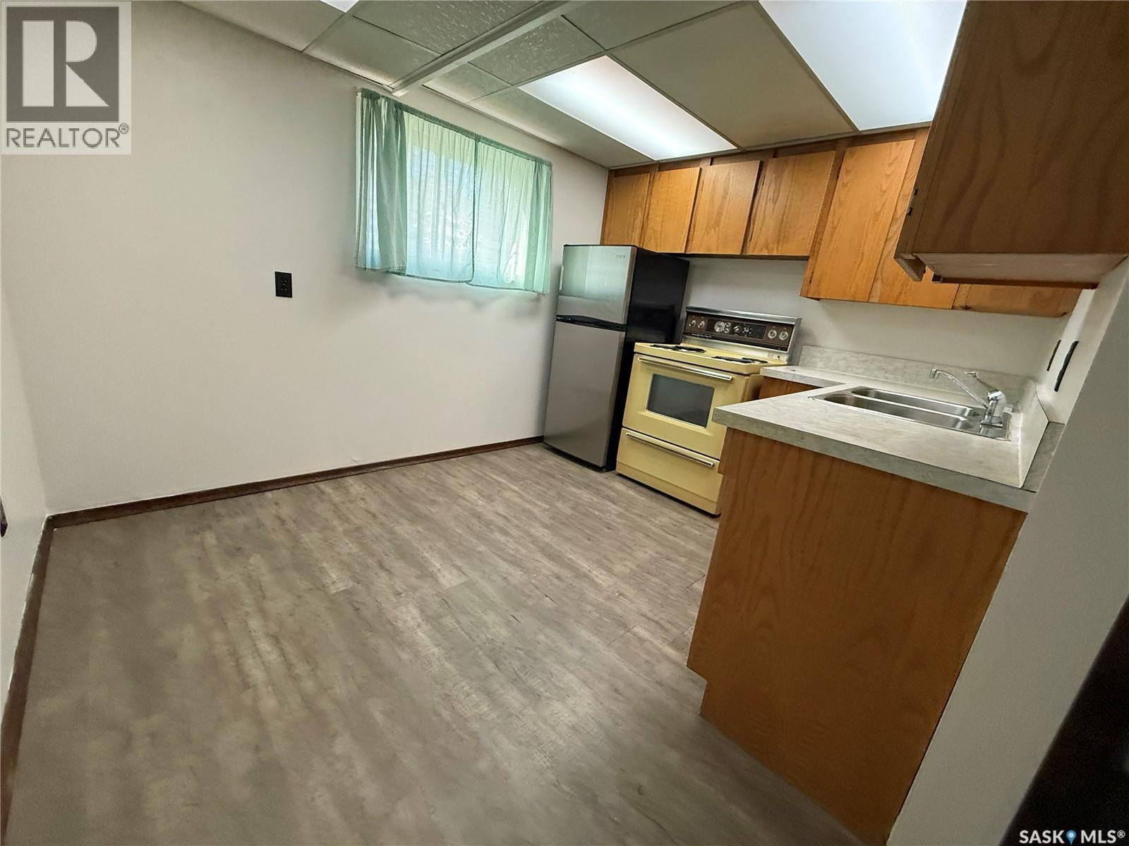 708 Grandview STREET W, Moose Jaw — photo 12