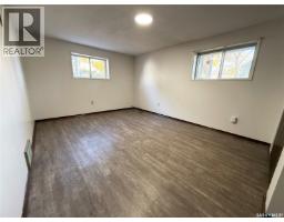 708 Grandview Street W, Moose Jaw, SK S6H5L6 Photo 14
