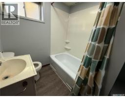708 Grandview Street W, Moose Jaw, SK S6H5L6 Photo 16