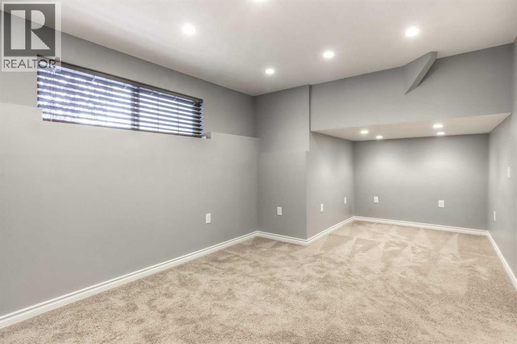 241 Morningside Gardens SW, photo 36 of 42