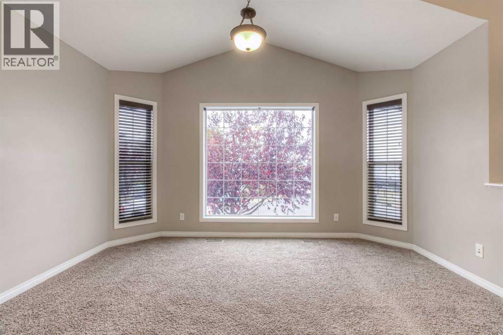 241 Morningside Gardens SW, photo 9 of 42