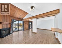 Bedroom - 201, 3500 Varsity Drive Nw, Calgary, AB T2L1Y3 Photo 6