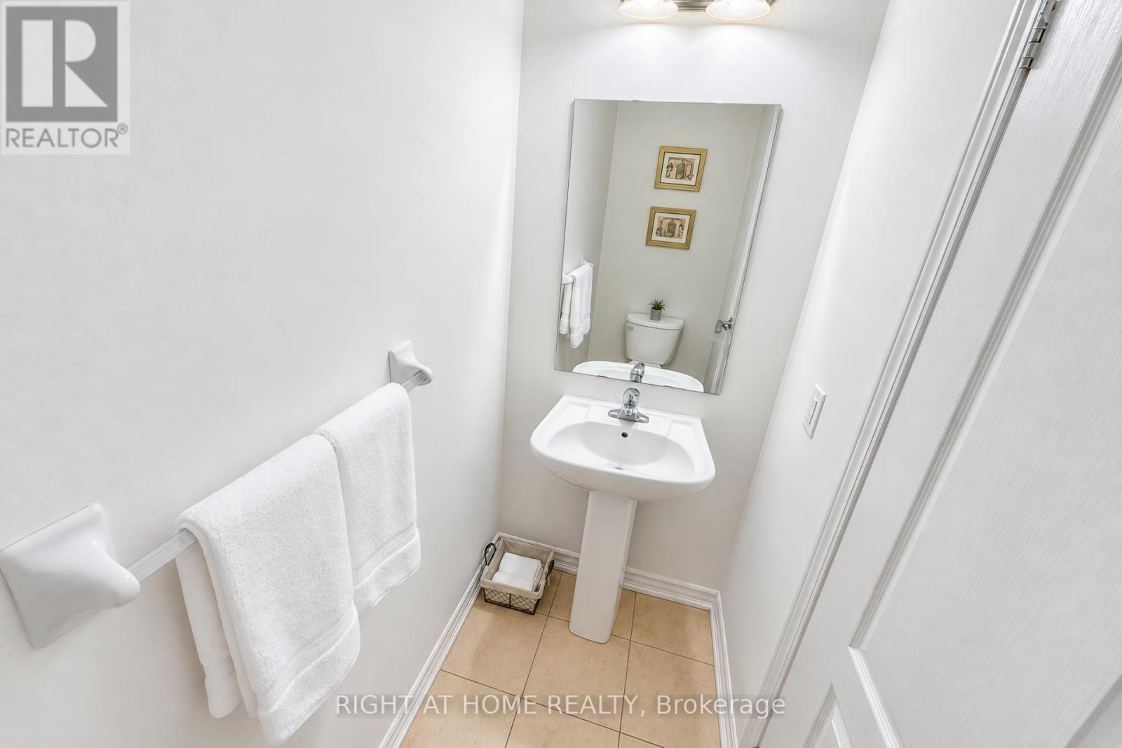 1- 37 Drewry Avenue, Toronto, ON photo 24