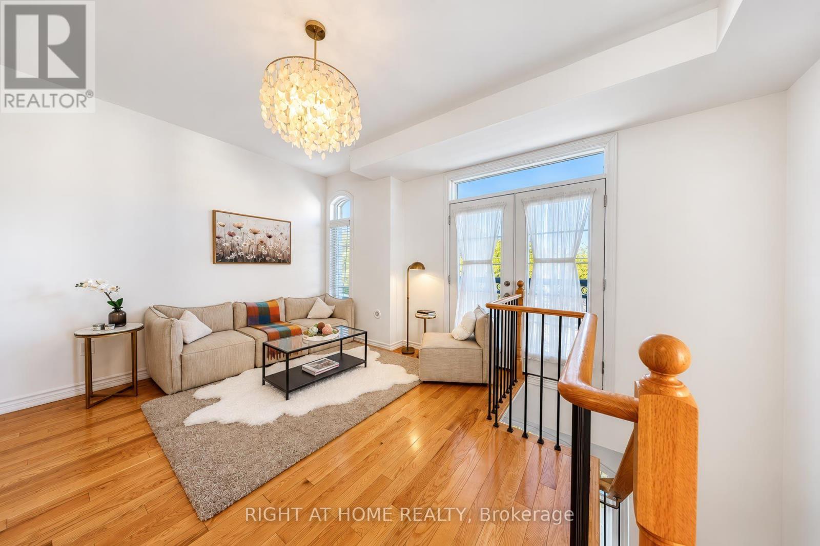 1- 37 Drewry Avenue, Toronto, ON photo 8