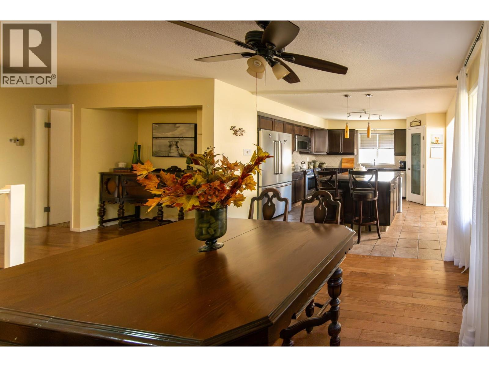 2455 5TH Avenue NE, Salmon Arm - Image 1