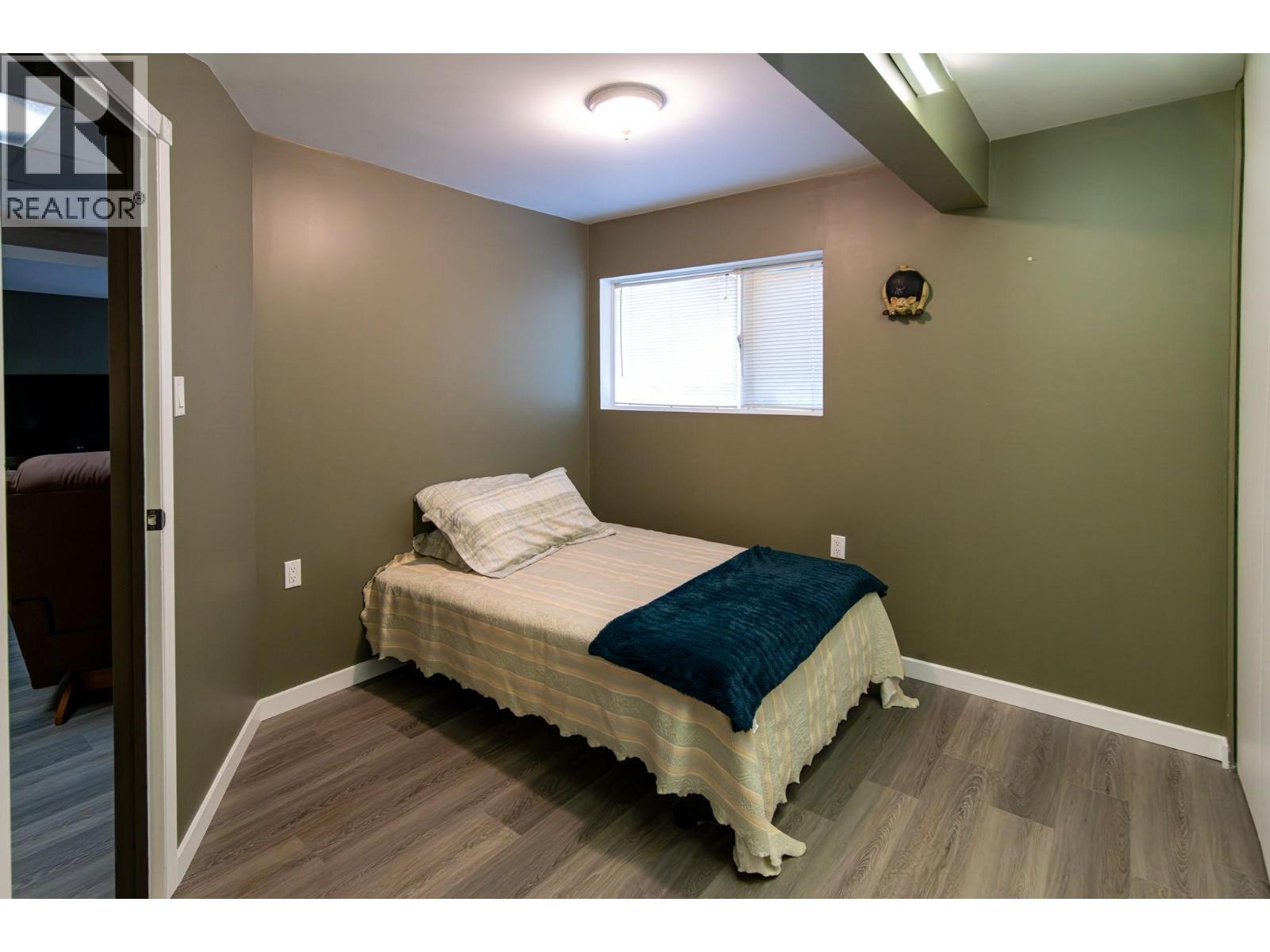 2455 5TH Avenue NE, Salmon Arm - Image 1