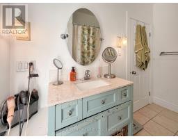 Upper - 79 Blantyre Avenue, Toronto, ON M1N2R6 Photo 13