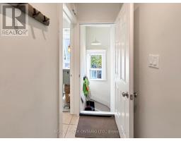 Upper - 79 Blantyre Avenue, Toronto, ON M1N2R6 Photo 14