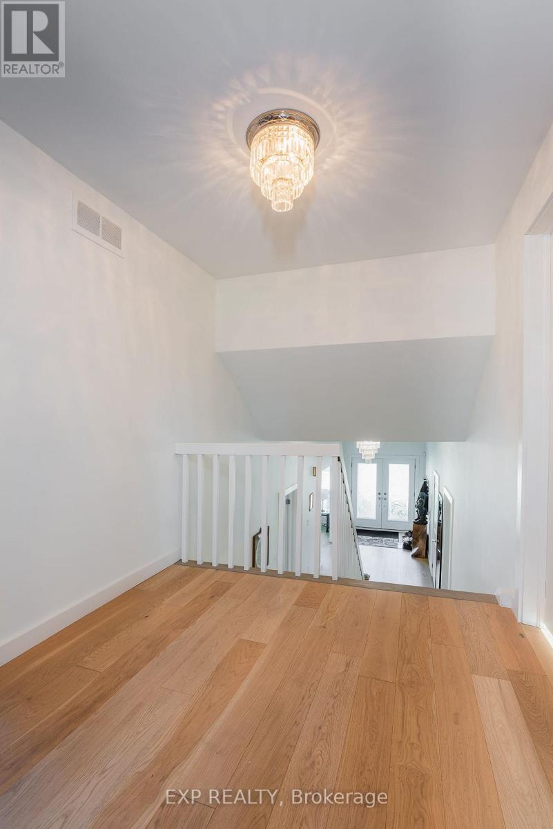 60 Gooderham Drive, Toronto, ON photo 16