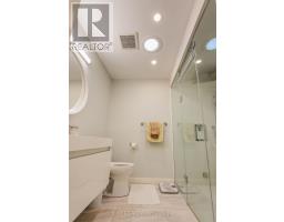 Kitchen - 60 Gooderham Drive, Toronto, ON M1R3G7 Photo 11