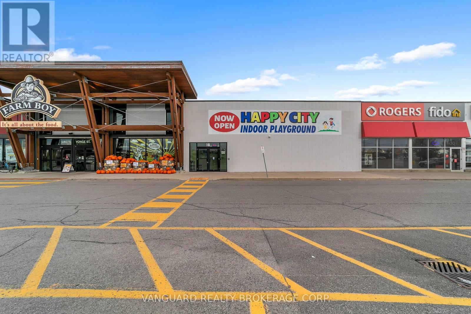 1B - 18075 YONGE STREET, Newmarket (Bristol-London)