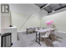 1b - 18075 Yonge Street, Newmarket, ON L3Y8W3 Photo 19
