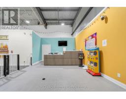 1b - 18075 Yonge Street, Newmarket, ON L3Y8W3 Photo 7