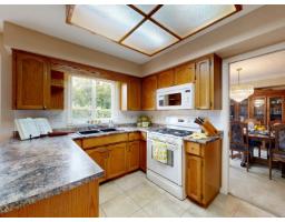 18280 55b Avenue, Surrey, BC V3S7Z2 Photo 7
