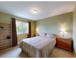 18280 55b Avenue, Surrey, BC V3S7Z2 Photo 11