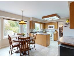 18280 55b Avenue, Surrey, BC V3S7Z2 Photo 8