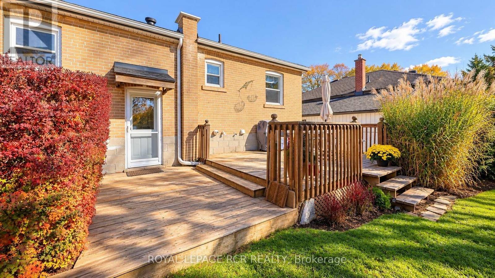 26 Newton Street, Barrie, ON photo 32