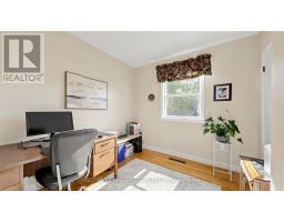 26 Newton Street, Barrie, ON L4M3N3 Photo 19