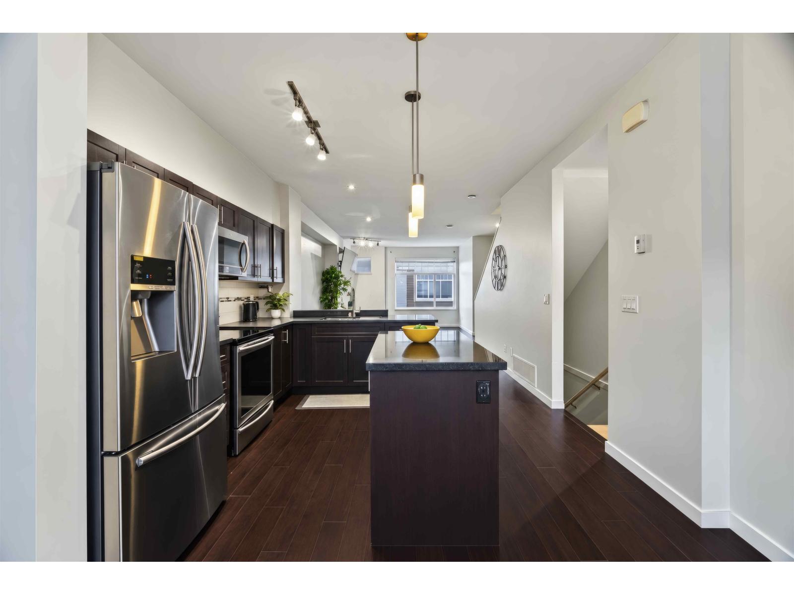 16 14356 63A AVENUE, Surrey - Image 1