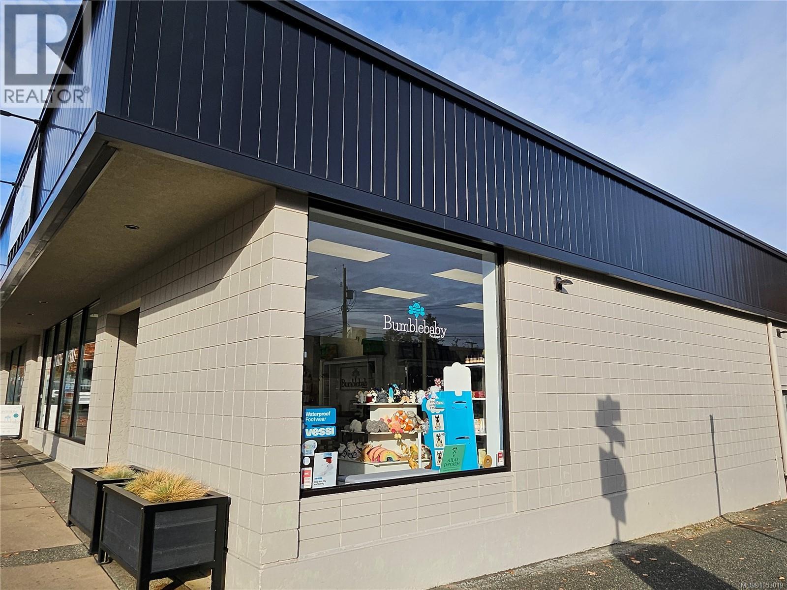 109 HIRST Ave, Parksville - Image 1