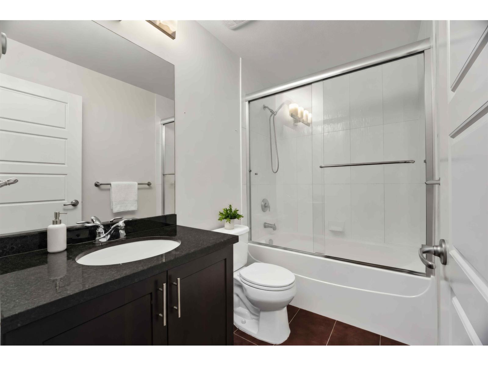 16 14356 63A AVENUE, Surrey - Image 1
