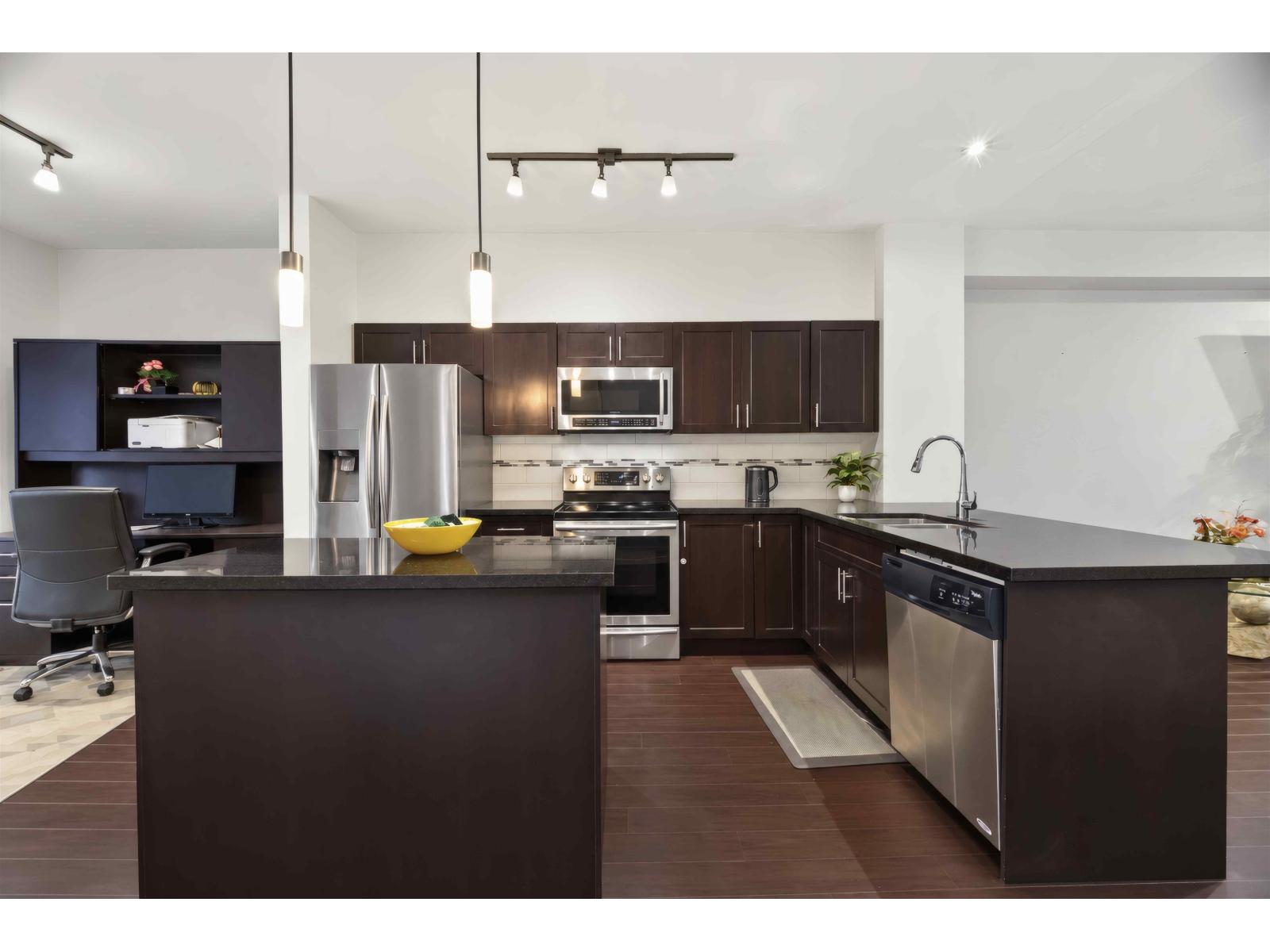16 14356 63A AVENUE, Surrey - Image 1