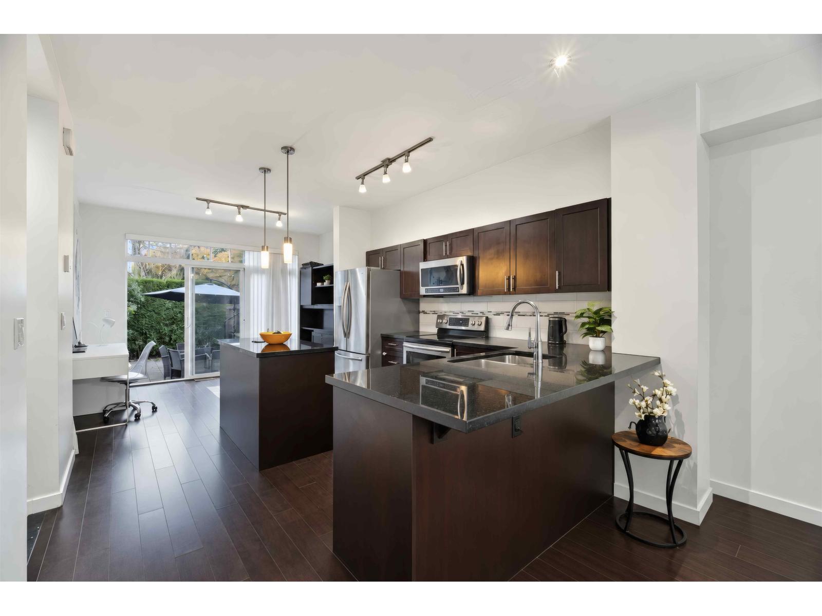 16 14356 63A AVENUE, Surrey - Image 1