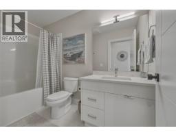 10282 Long Road, Lake Country, BC V4V0A9 Photo 32