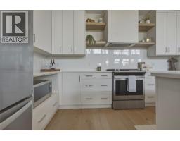 10282 Long Road, Lake Country, BC V4V0A9 Photo 25