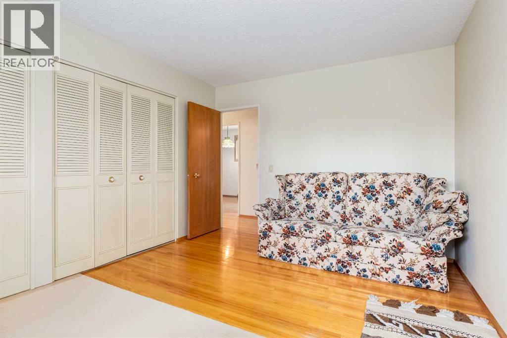 2043 Ungava Road NW, Calgary — photo 29