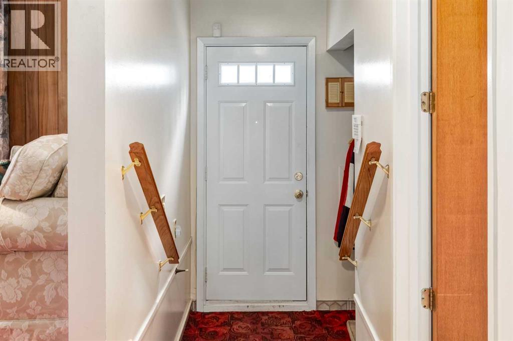 2043 Ungava Road NW, Calgary — photo 20
