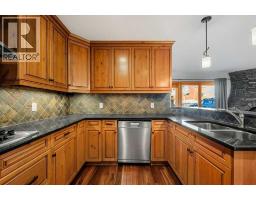 102, 714 3rd Street, Canmore, AB T1W2J6 Photo 16