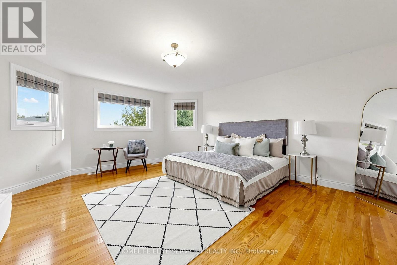 2432 Stoll Drive, Oakville, ON photo 25