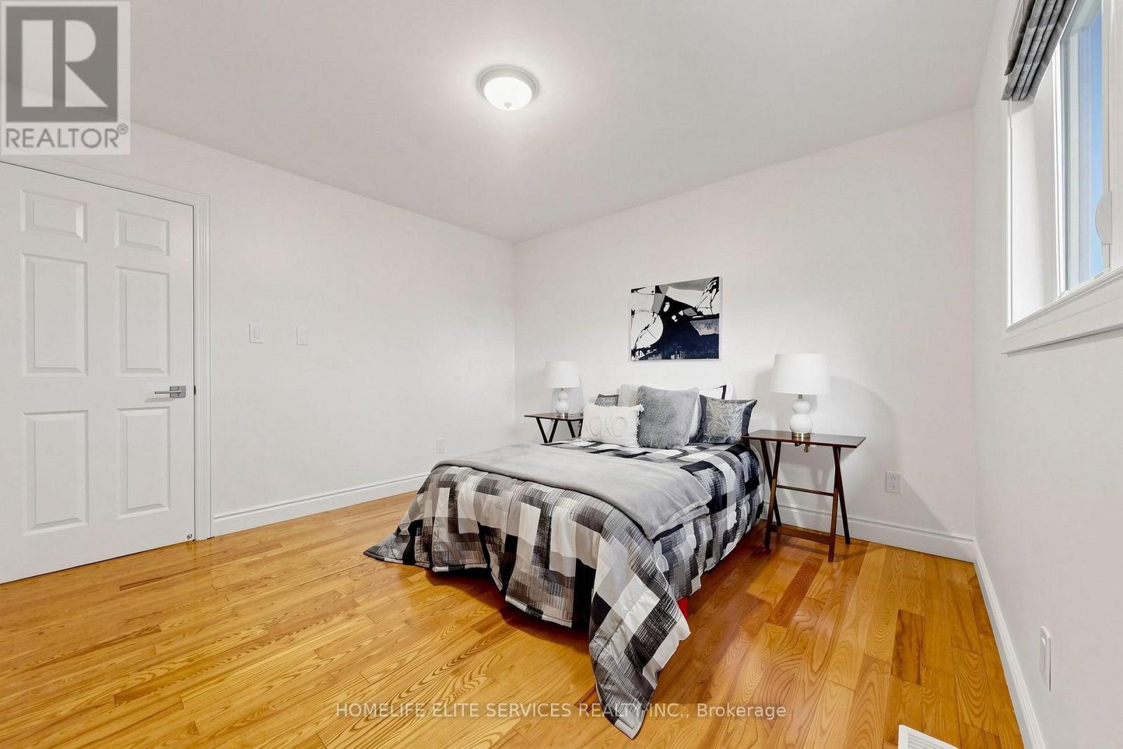 2432 Stoll Drive, Oakville, ON photo 29